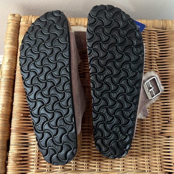 Free People x Birkenstock Arizona Shearling Suede Leather Sandals Sz 7 NWT - Picture 8 of 15